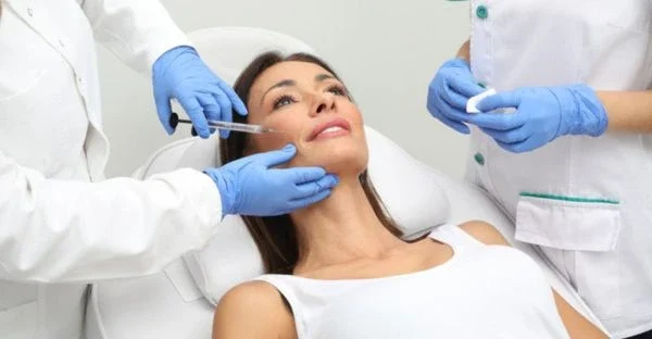 povecanje-usana-fileri-poliklinika-diva-dr-bogdanovic-beograd